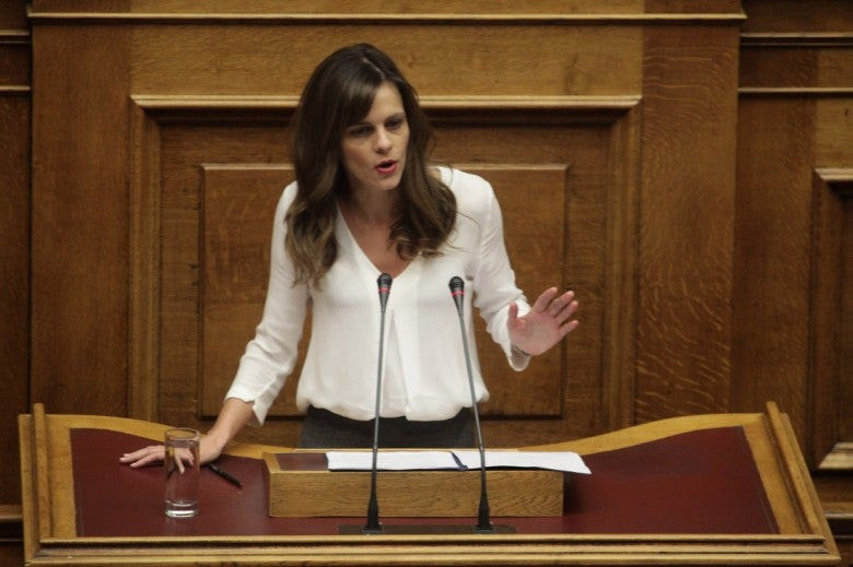 Έτσι καλύπτουν τις «τρύπες»! Αχτσιόγλου – Χουλιαράκης σπάνε «κουμπαράδες» για πληρώσουν τις συντάξεις